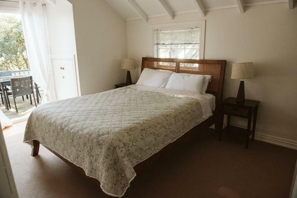 Bow Street Apartments & Cottage Raglan Esterno foto